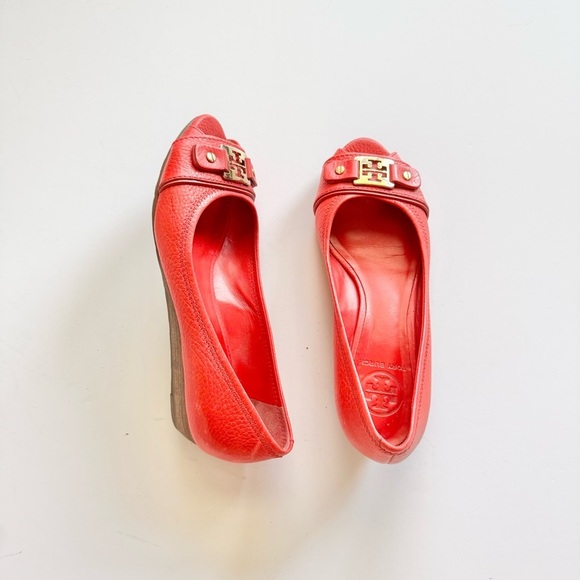 Tory Burch Carnell Peep Toe Low Wedge Shoes Size 7M - Picture 2 of 12